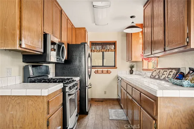 $555,000 | 24259 Zurich Drive, Crestline, CA 92325