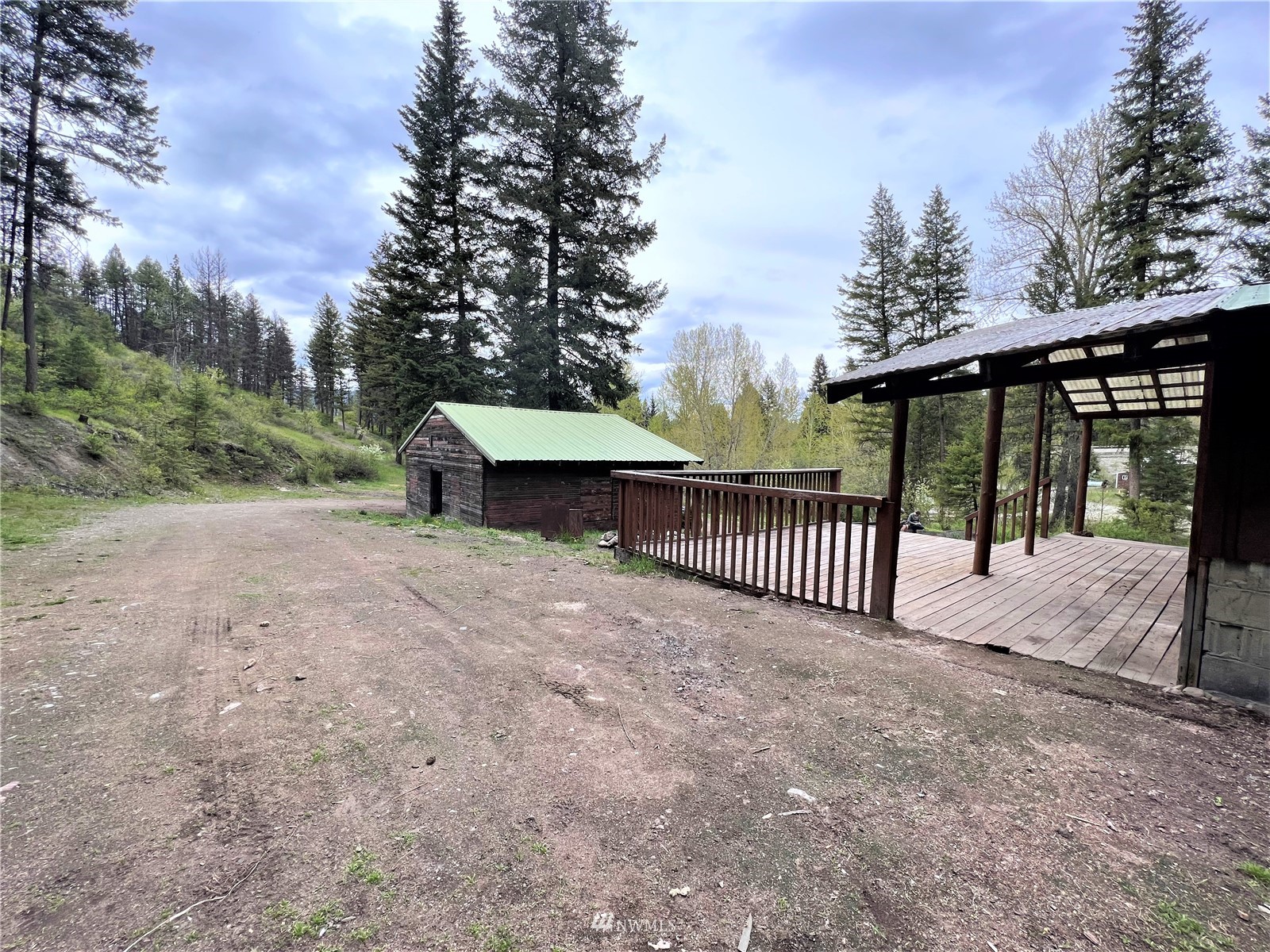 2 Hidden Falls Spur Road Republic, WA 99166 - Photo 19 of 26 a view of a fence and a porch