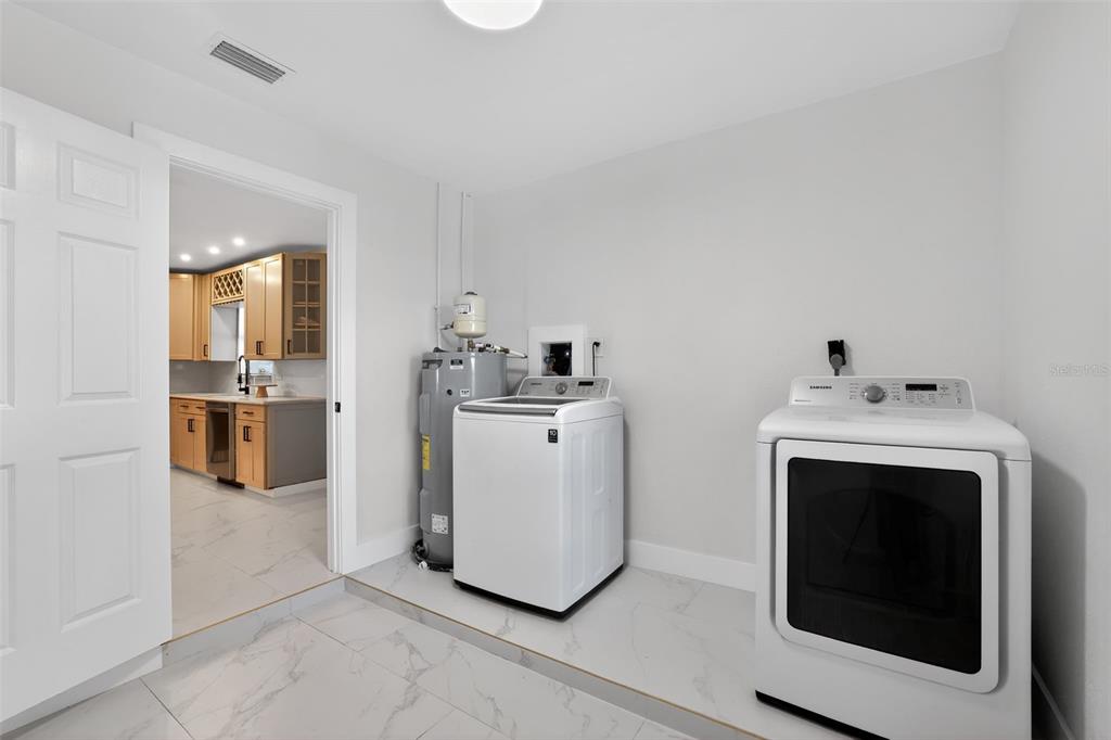 320 Pheasant Circle Brandon, FL 33510 - Photo 25 of 33