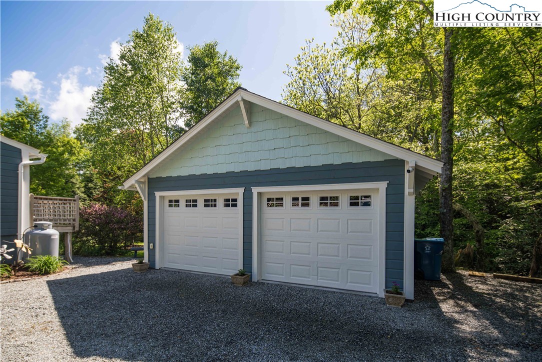 719 Ransom Street Blowing Rock, NC 28605 - Photo 35 of 43 Gallery Image 35