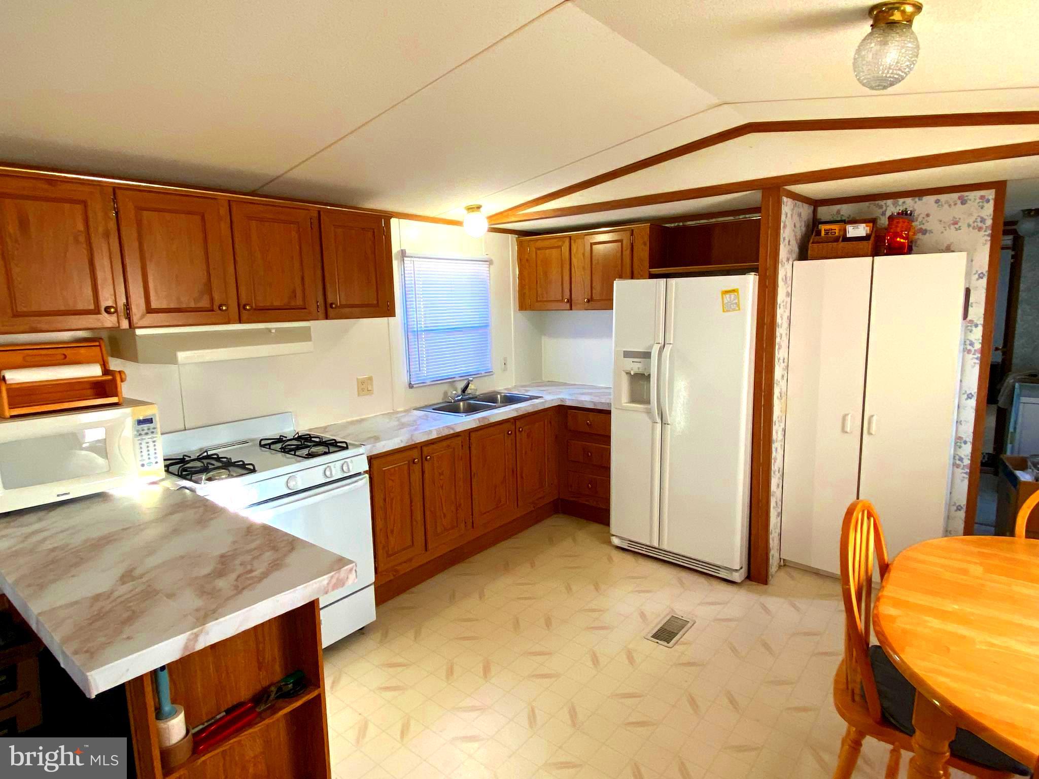 21 Daltons Trailer Park, Unit 21 Bear, DE 19701 - Photo 2 of 10