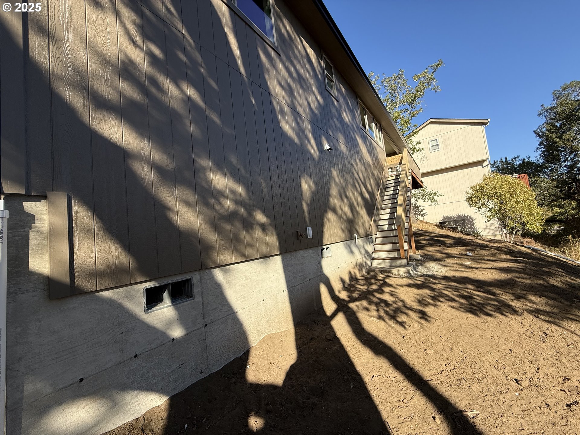 119 Lebleu Lane Winston, OR 97496 - Photo 23 of 30 a view of an chairs