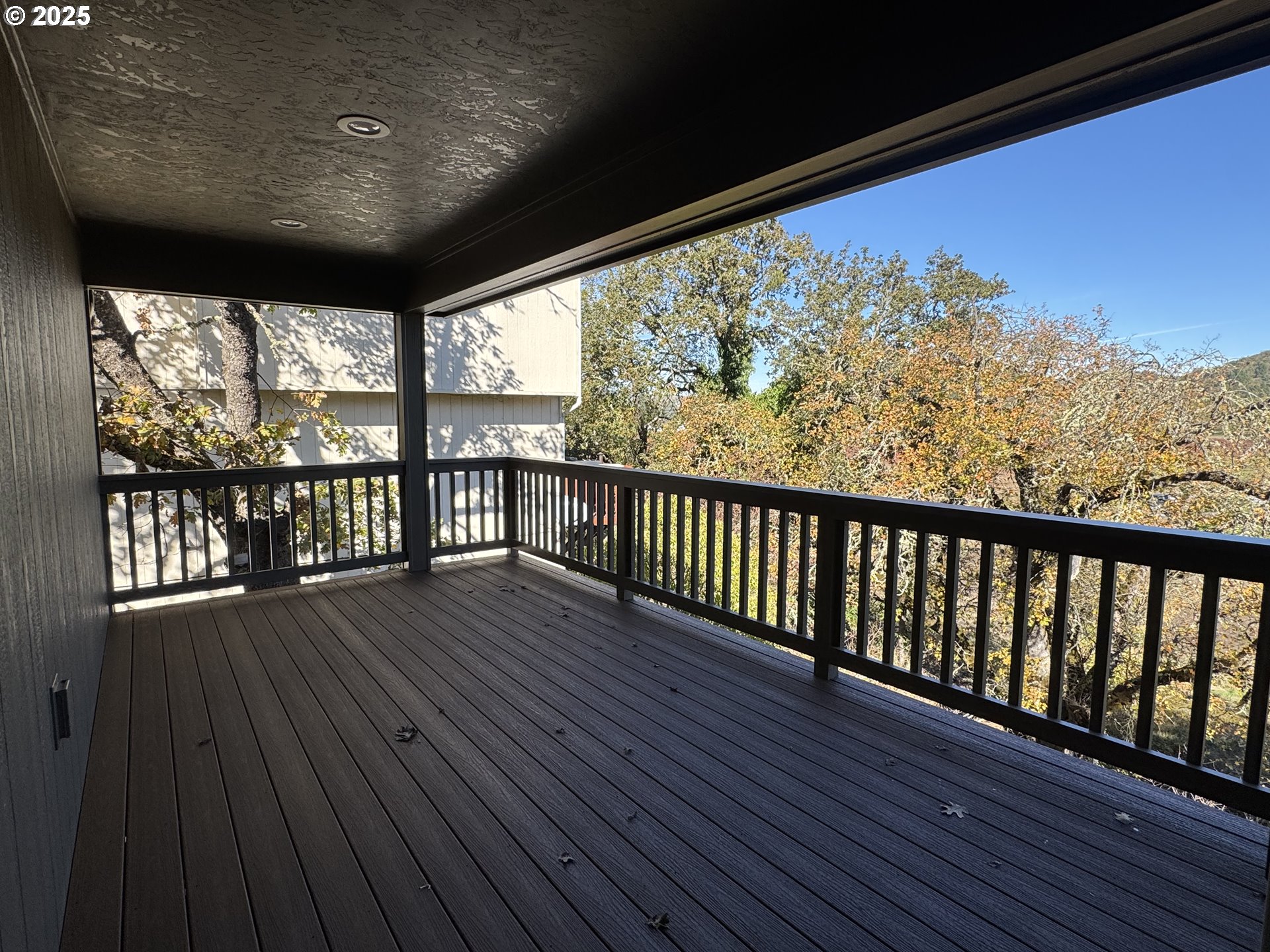 119 Lebleu Lane Winston, OR 97496 - Photo 25 of 30 a view of a balcony with wooden floor