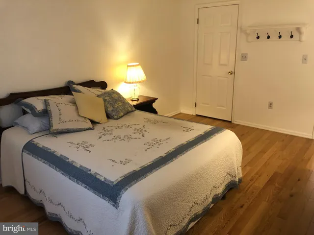 a view of walk in closet