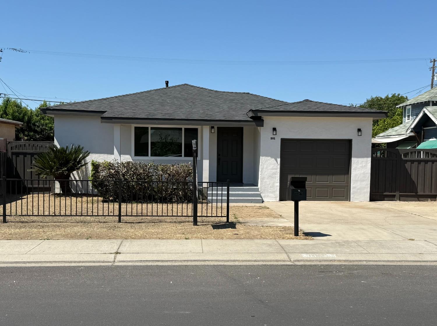 201 Barozzi Avenue Modesto, CA 95351 - Photo 1 of 44