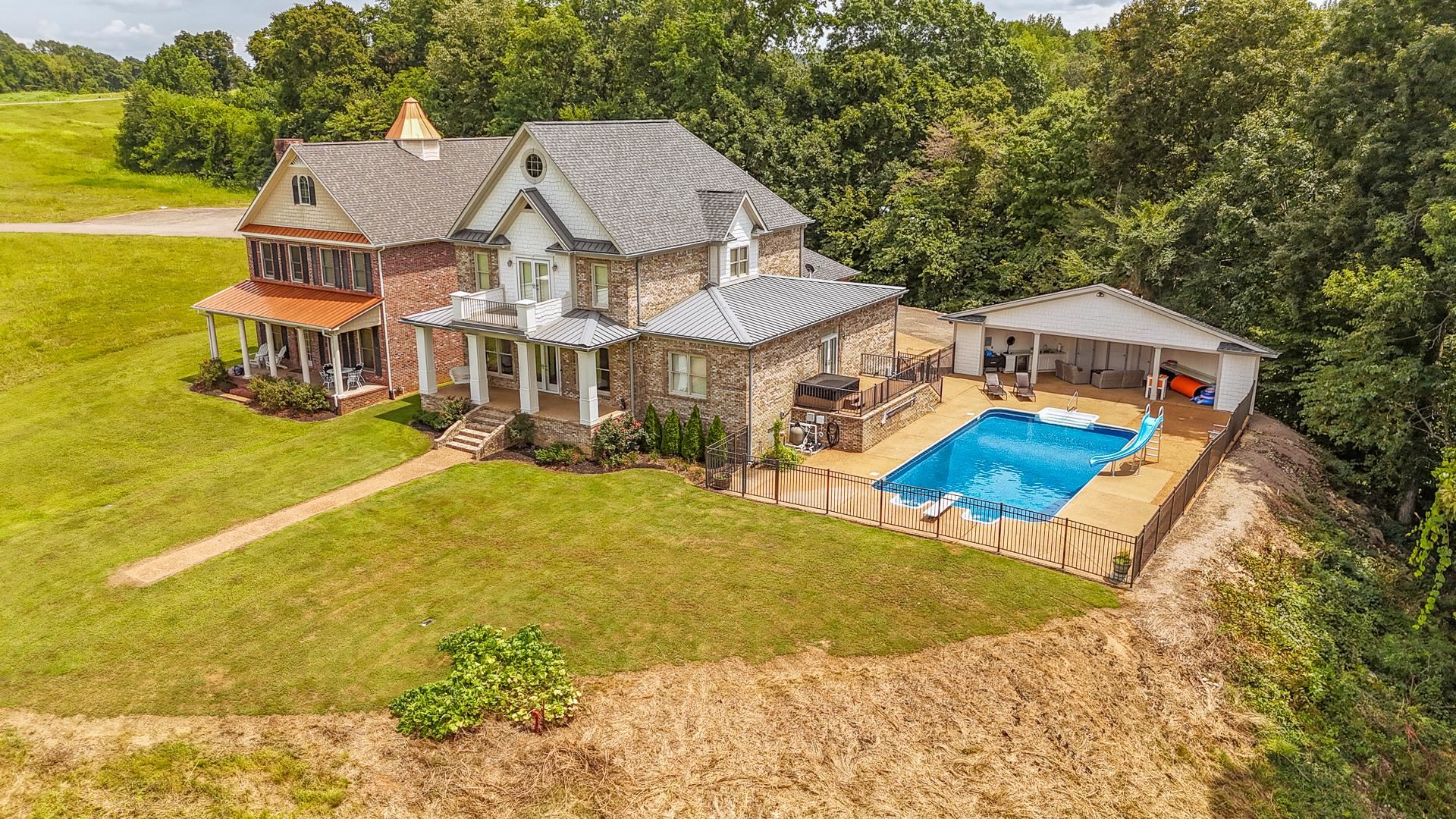 116 Sunset Drive Clifton, TN 38425 - Photo 18 of 40