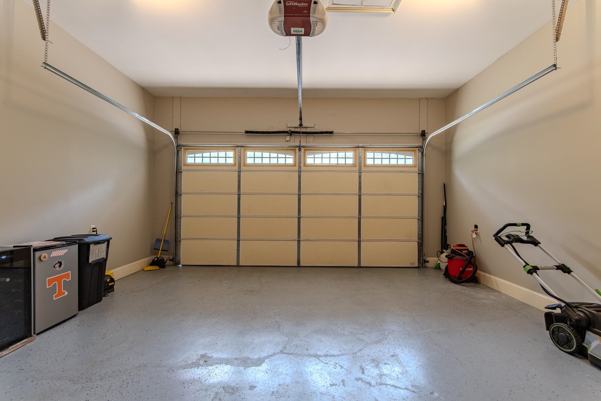 116 Sunset Drive Clifton, TN 38425 - Photo 35 of 40 a view of a room with gym equipment