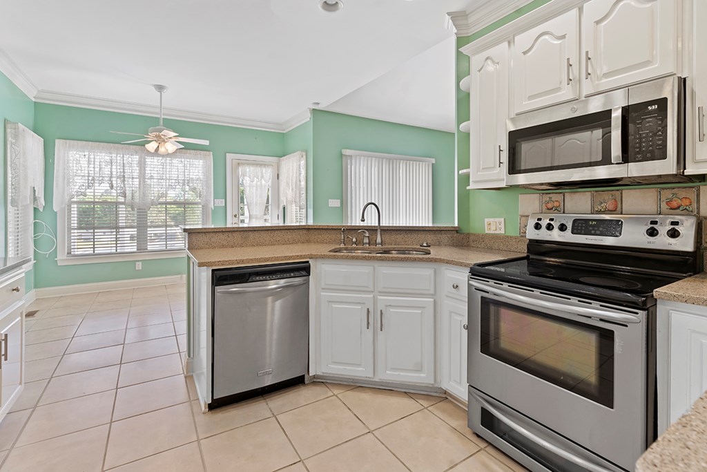 902 Olde Pucketts Ferry Road Greenwood, SC 29649 - Photo 6 of 27