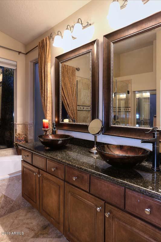 9642 East Pine Valley Road Scottsdale, AZ 85260 - Photo 18 of 75 Night-Master Bath