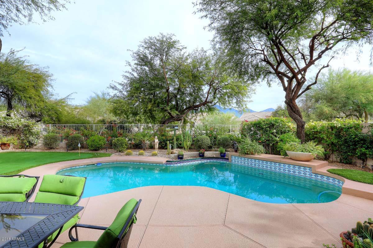 9642 East Pine Valley Road Scottsdale, AZ 85260 - Photo 31 of 75 Pool-Mountain View