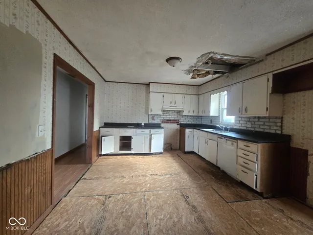 $85,000 | 2915 East Phylbeck Avenue, Terre Haute, IN 47805