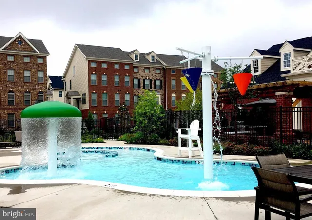 $3,800 | 22555 Windsor Locks Square, Ashburn, VA 20148