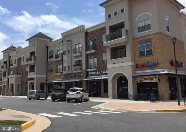 $3,800 | 22555 Windsor Locks Square, Ashburn, VA 20148