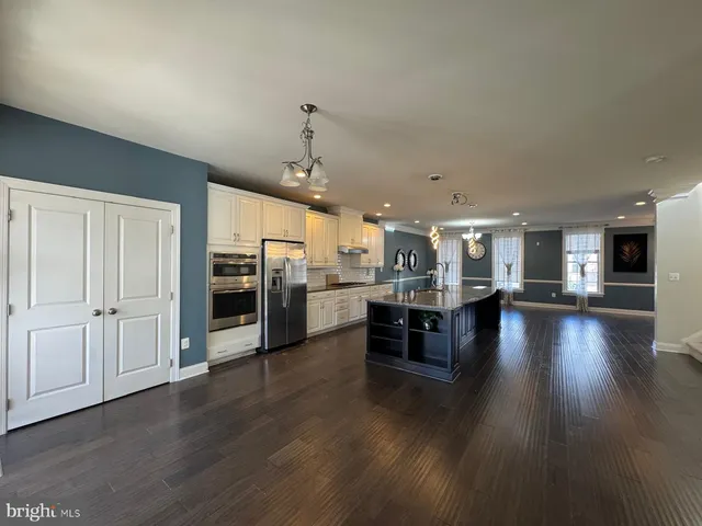 $3,800 | 22555 Windsor Locks Square, Ashburn, VA 20148