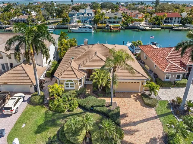 $1,975,000 | 967 Landmark Circle, Tierra Verde, FL 33715