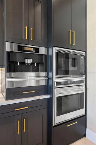 $1,975,000 | 967 Landmark Circle, Tierra Verde, FL 33715