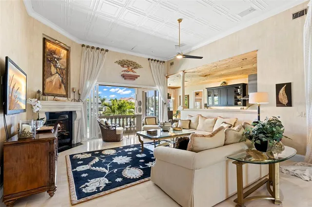 $1,975,000 | 967 Landmark Circle, Tierra Verde, FL 33715