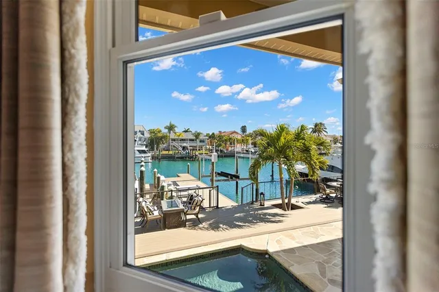 $1,975,000 | 967 Landmark Circle, Tierra Verde, FL 33715