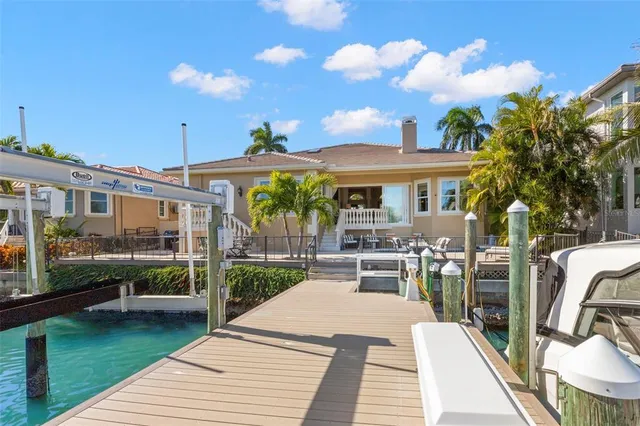 $1,975,000 | 967 Landmark Circle, Tierra Verde, FL 33715