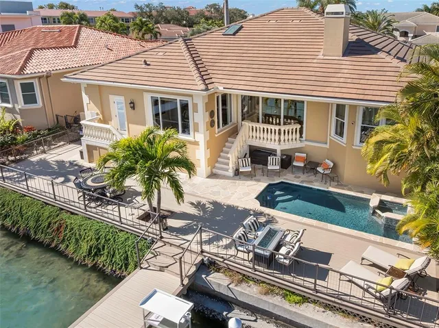 $1,975,000 | 967 Landmark Circle, Tierra Verde, FL 33715