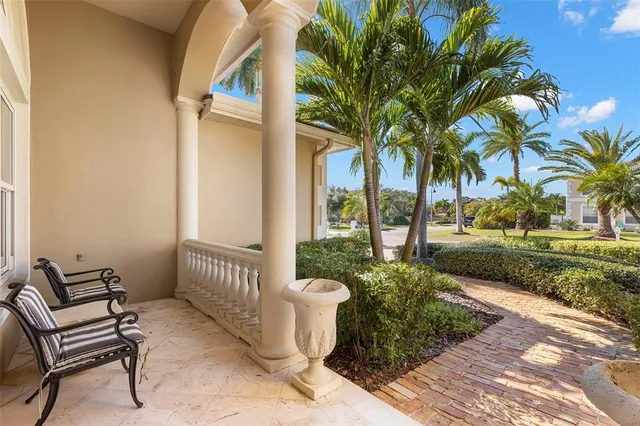 $1,975,000 | 967 Landmark Circle, Tierra Verde, FL 33715