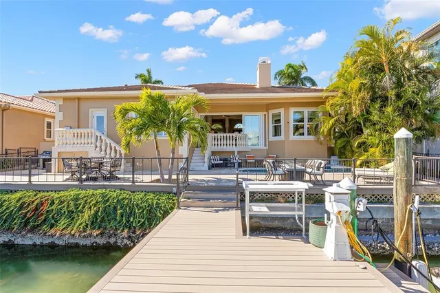 $1,975,000 | 967 Landmark Circle, Tierra Verde, FL 33715