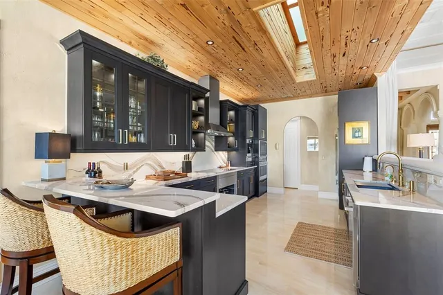 $1,975,000 | 967 Landmark Circle, Tierra Verde, FL 33715