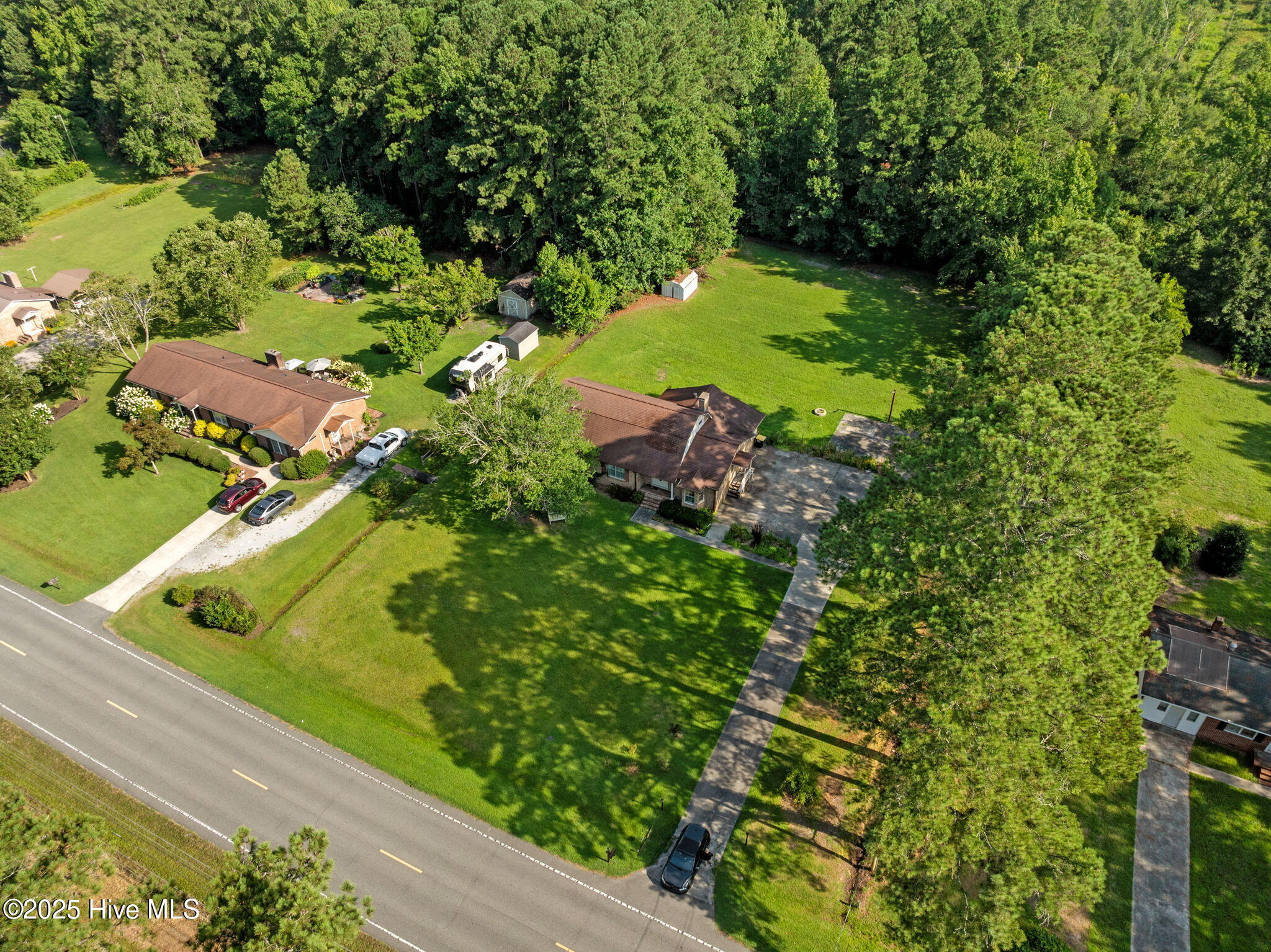 1813 Worthington Road Greenville, NC 27858 - Photo 31 of 33 47-web-or-mls-DJI_0025