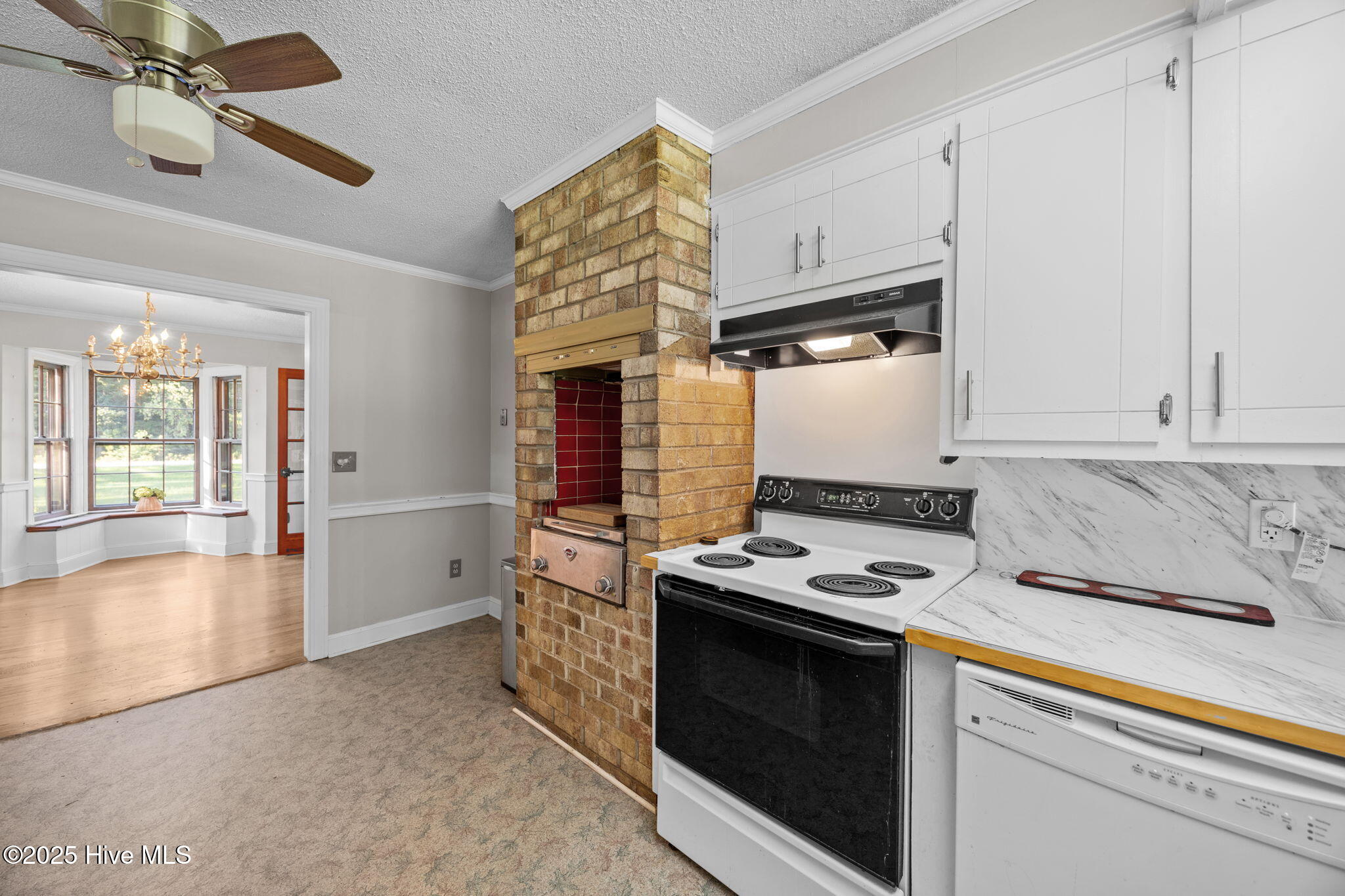 1813 Worthington Road Greenville, NC 27858 - Photo 8 of 33 14-web-or-mls-BLS_0024