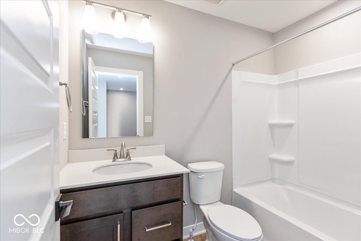 7351 Bayview Run McCordsville, IN 46055 - Photo 31 of 40