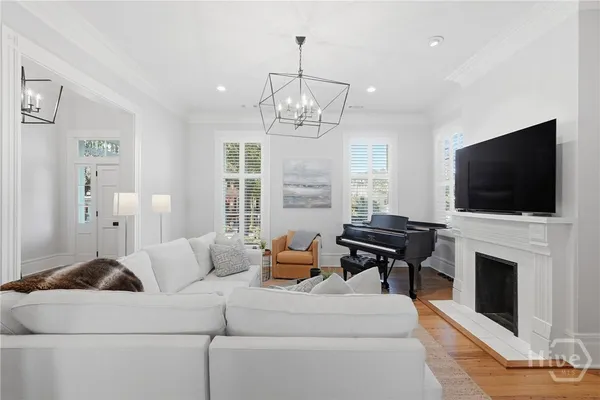 $2,750,000 | 114 West Liberty Street, Savannah, GA 31401