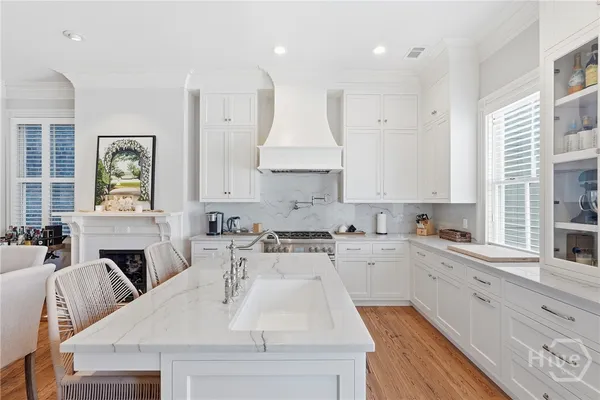 $2,750,000 | 114 West Liberty Street, Savannah, GA 31401