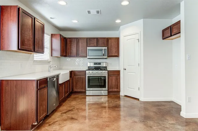 $1,575 | 4527 Graceful Lane, Austin, TX 78725