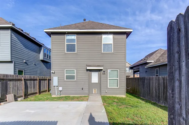 $1,575 | 4527 Graceful Lane, Austin, TX 78725