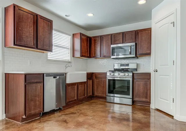 $1,575 | 4527 Graceful Lane, Austin, TX 78725