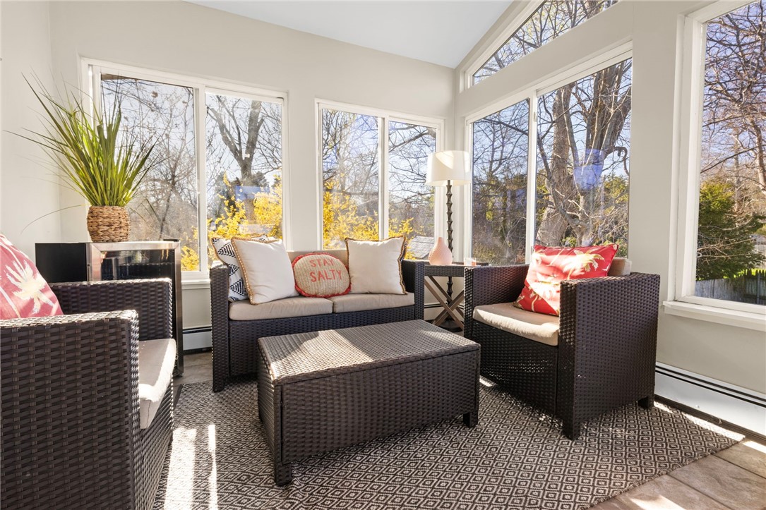 132 Ruggles Avenue Newport, RI 02840 - Photo 11 of 30