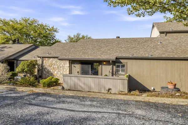 $210,000 | 1805-102 West Lane, Kerrville, TX 78028