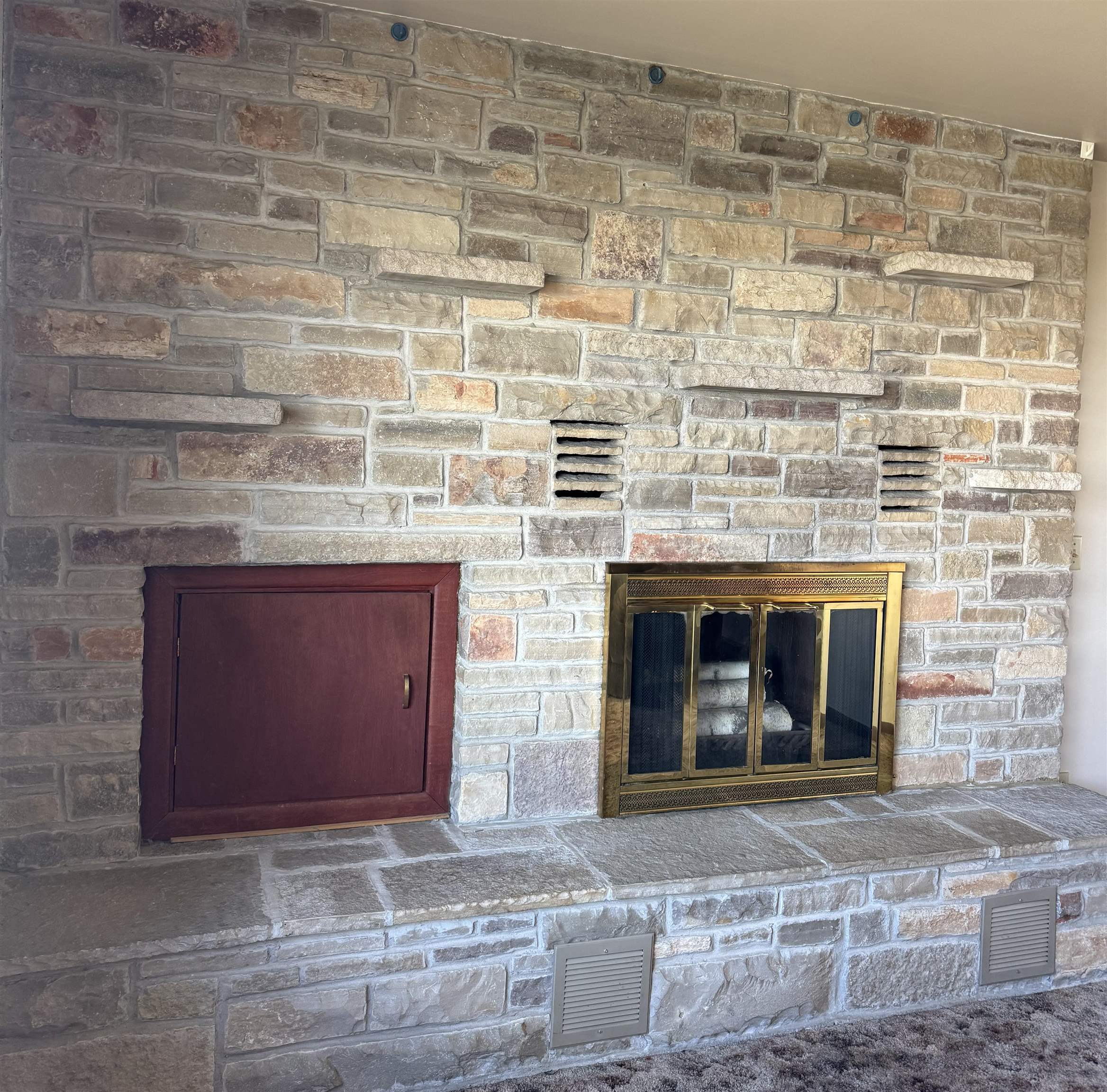 6621 Old Sauk Road Madison, WI 53705 - Photo 2 of 14