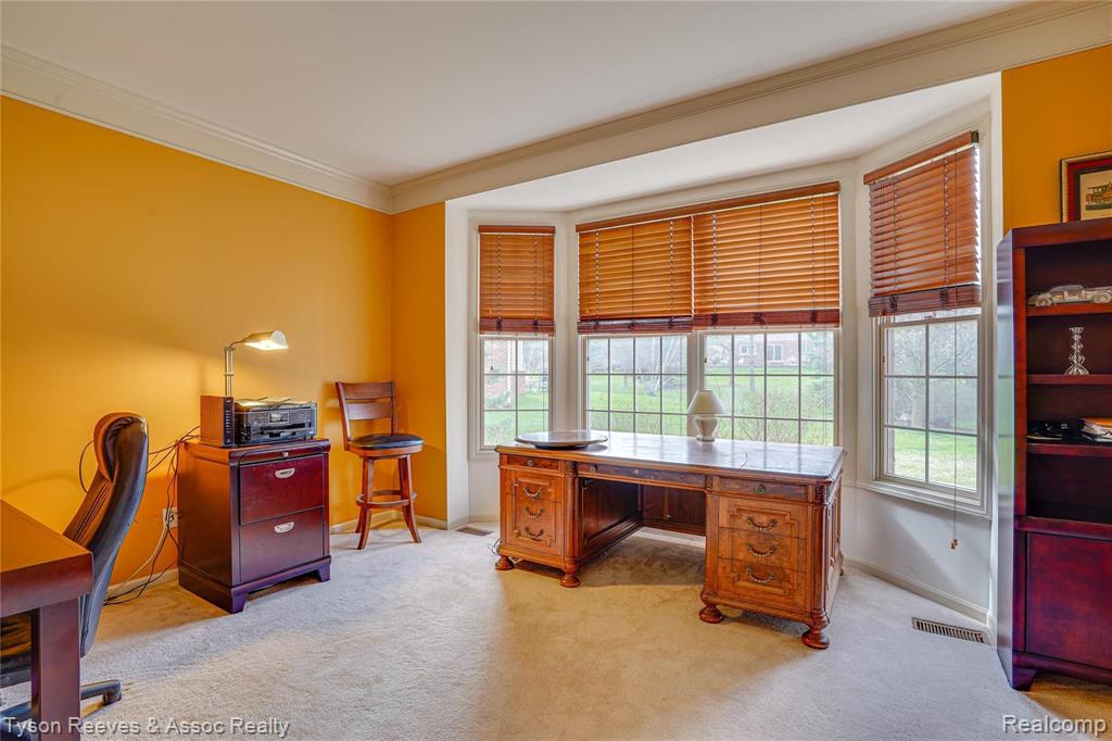 1957 Catlin Drive Rochester, MI 48306 - Photo 18 of 38