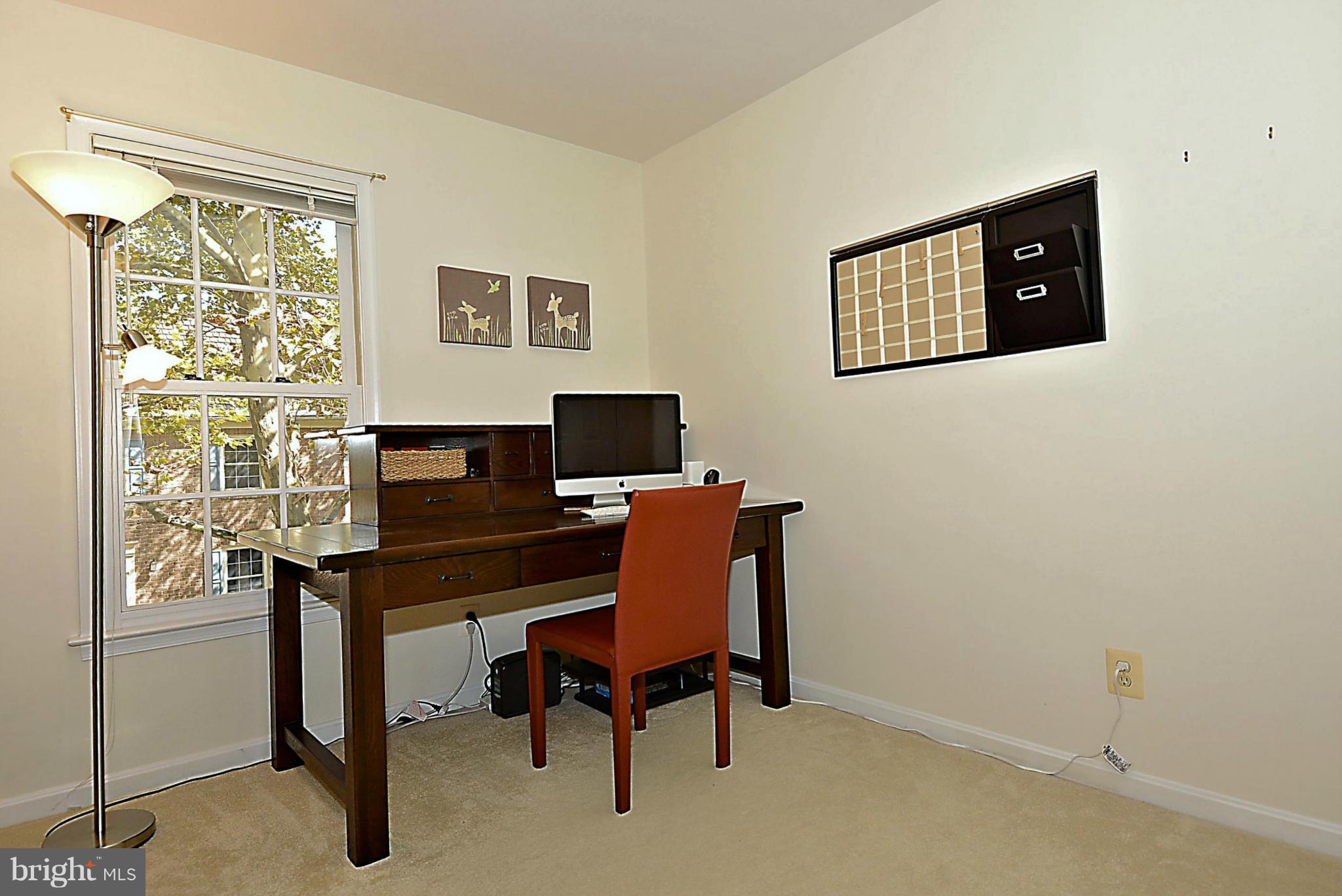 110 Hart Road Gaithersburg, MD 20878 - Photo 16 of 30 Bedroom 3