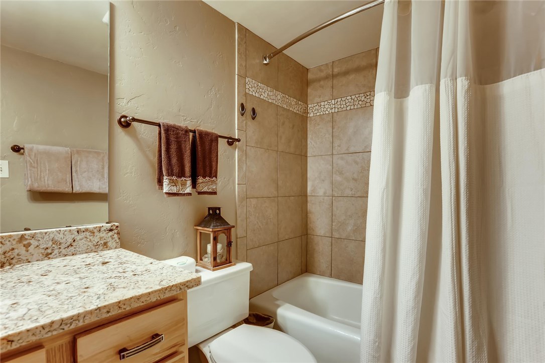 800 Copper Road, Unit 184182 Frisco, CO 80443 - Photo 17 of 27 Gallery Image 17
