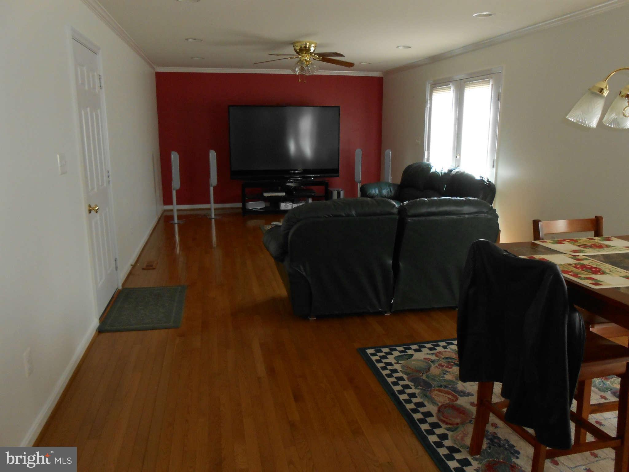 7654 Rugby Court Manassas, VA 20111 - Photo 14 of 27 Family Room