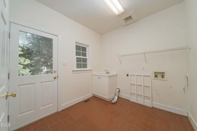 $699,000 | 5200 Gable Ridge Lane, Holly Springs, NC 27540