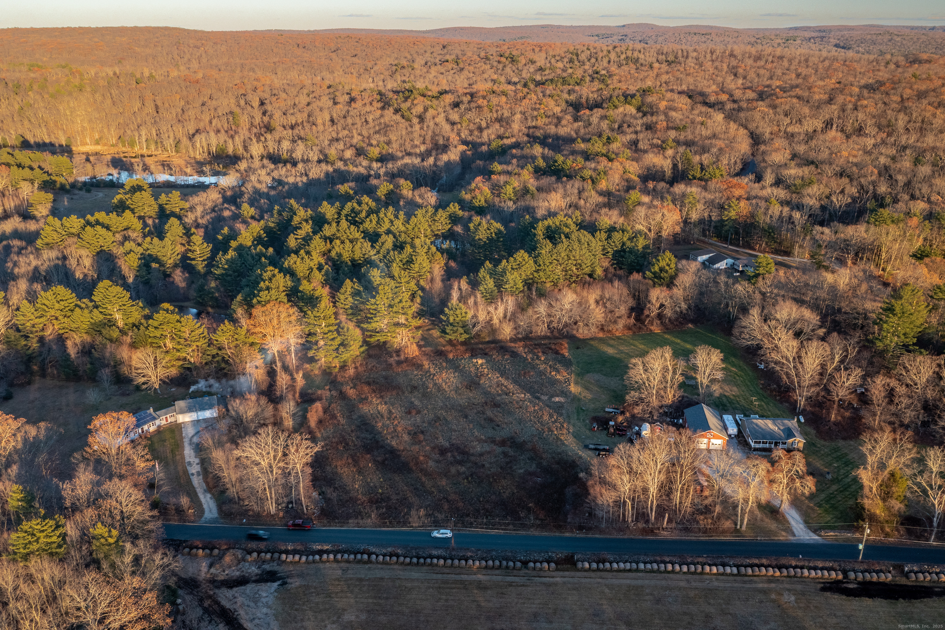 283 Leonard Road Stafford, CT 06076 - Photo 3 of 8