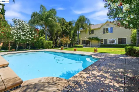 $1,265,000 | 2631 Amatchi Court, Tracy, CA 95304