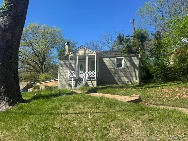 $79,000 | 15 North Harvey Avenue, St. Louis, MO 63135