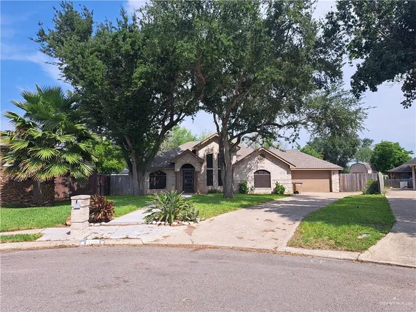 $1,800 | 3118 Vera Avenue, Edinburg, TX 78539