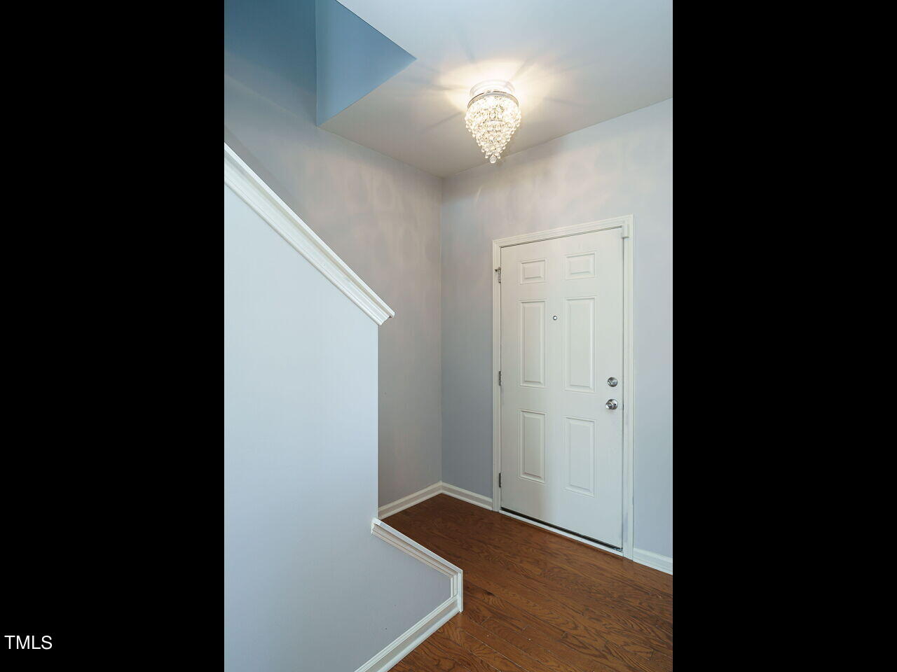 3709 Madeline Way Raleigh, NC 27610 - Photo 4 of 29 a view of a interior in the room