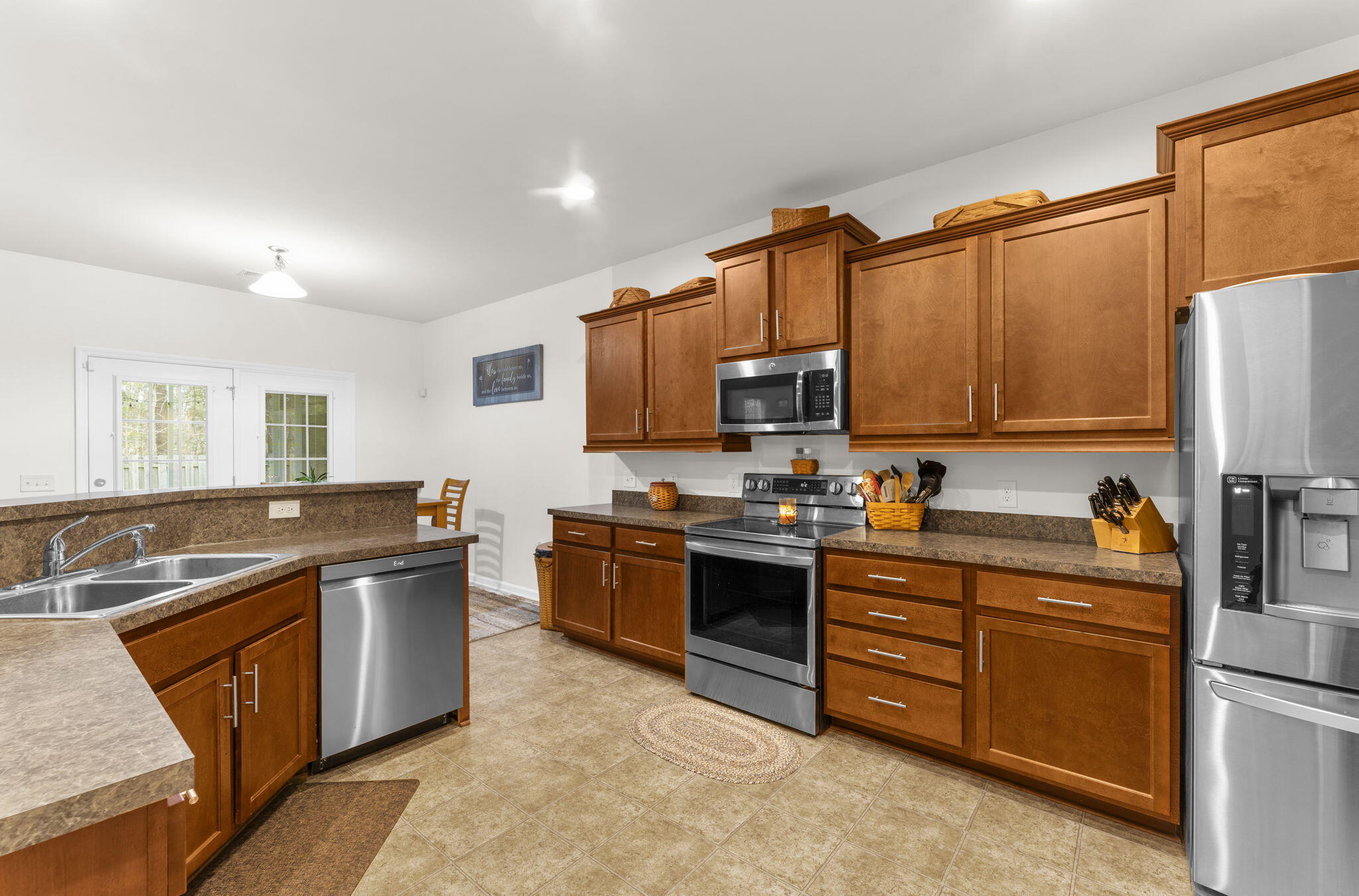 8037 Mckayla Road Summerville, SC 29483 - Photo 8 of 32 29-web-or-mls-DSC07002