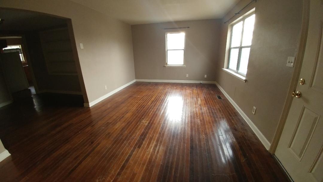 110 Salem Road Oak Ridge, TN 37830 - Photo 2 of 11 living room